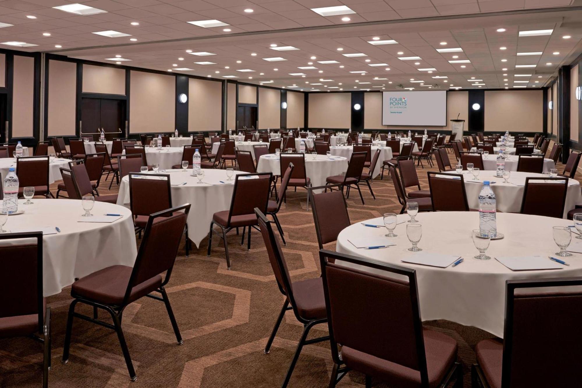 Four Points By Sheraton Toronto Airport Mississauga Exterior photo